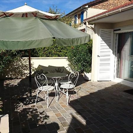 Chez Maryna Acomodação com café da manhã Longpont-sur-Orge Exterior foto